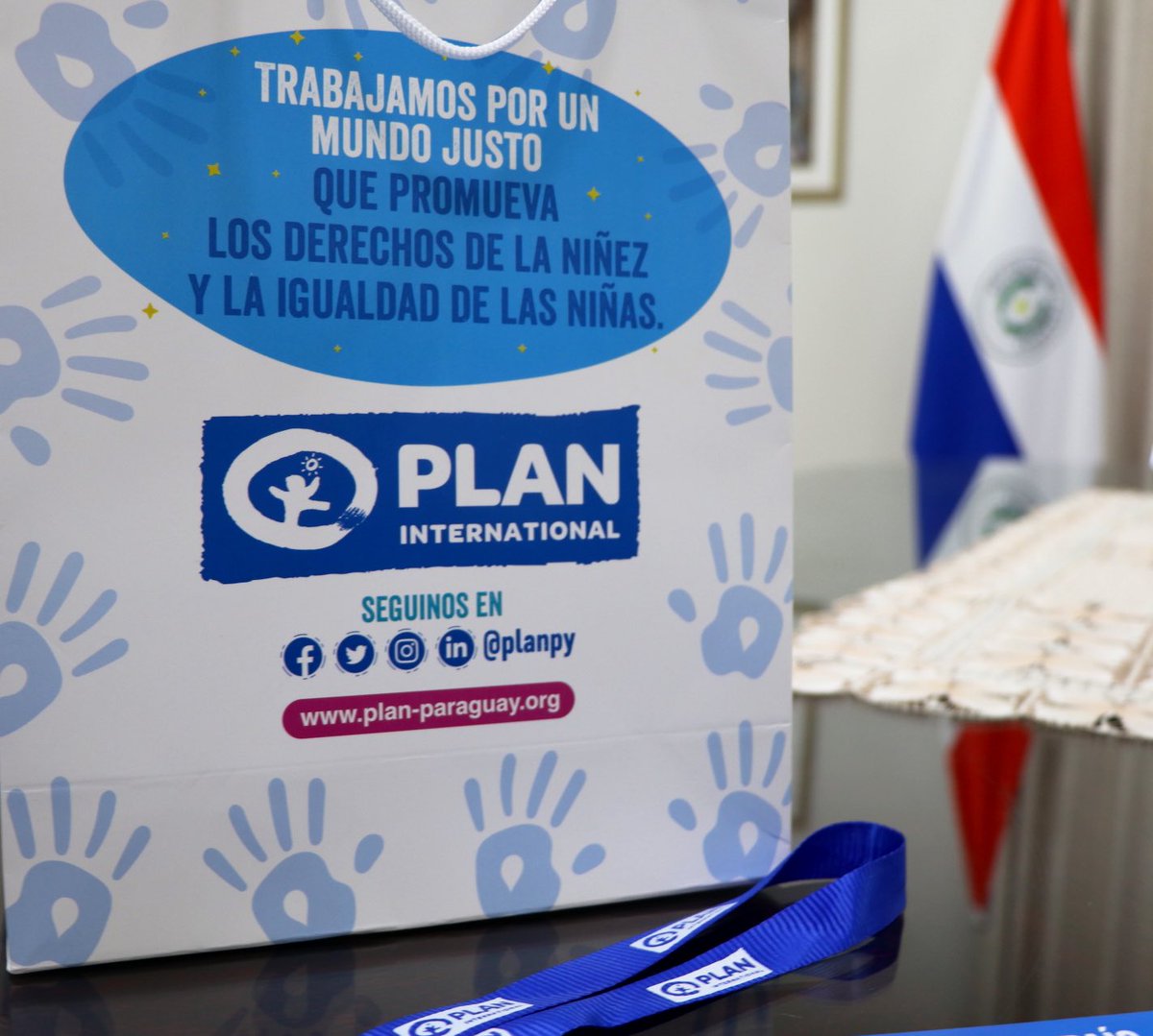mariatbaran's tweet photo. Ayer, en reunión con representantes del Plan Internacional Paraguay @PlanPy, conversamos sobre los esfuerzos conjuntos que vamos a seguir fortaleciendo en favor de la salud integral de los adolescentes. https://t.co/dL4Vu76Ulj
