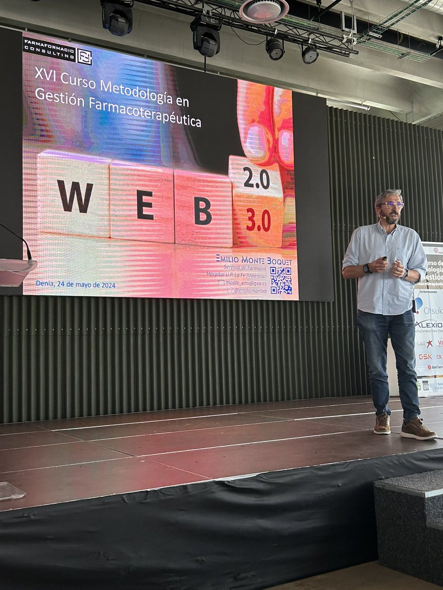 Web 3.0 con Emilio Monte en el XVI Curso de Metodología en Gestión Farmacoterapéutica en Dénia <a href="/farmaformacio/">Farmaformacio</a> <a href="/emiliomonteb/">Emilio Monte</a> #cursogesfar