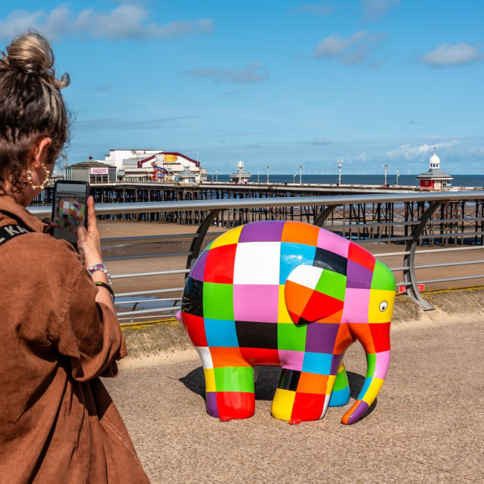 Planning your May half term activities? Please support Lancashire's exciting events, including nature adventures, city festivals, dino fun, crafts, music experiences, family theatre & animal encounters. Inspiration👉bit.ly/3ykLqx4 #VisitLancashire #halfterm #shoplocal