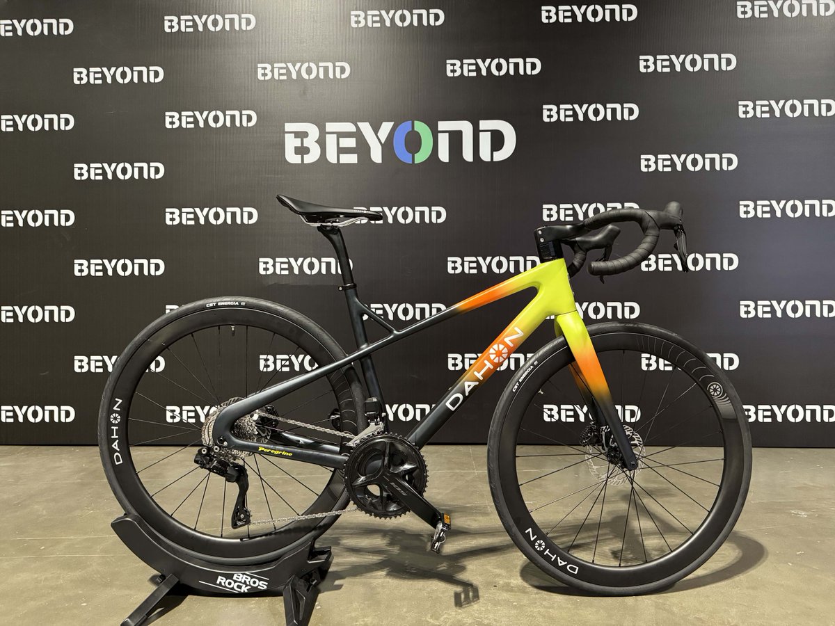 dahonbicycles's tweet image. Redefining the biking experience, one fold at a time. 🚲✨ Explore the Beyond with DAHON at the Macao Expo and witness innovation like never before. 

.

Beyond speed, beyond folding bikes, beyond imagination.

#DAHON #BeyondBiking #InnovationUnfolded