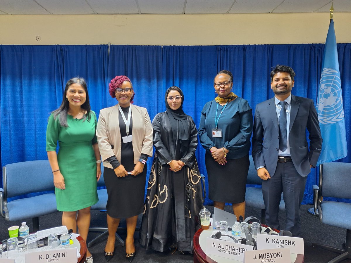Barbados 🇧🇧 is hosting the 3rd NTFC Global Supply Chain Forum organized by <a href="/UNCTAD/">UN Trade and Development</a> &amp; govt of Barbados. It brought together reps of NTFCs of various trade economies including Kenya, India, Eswatini &amp; UAE. Great strides indeed in trade facilitation. 2/2
<a href="/KjartanDSS/">Kjartan Sorensen</a> <a href="/bizfacilitation/">UN Digital Government Programme</a>