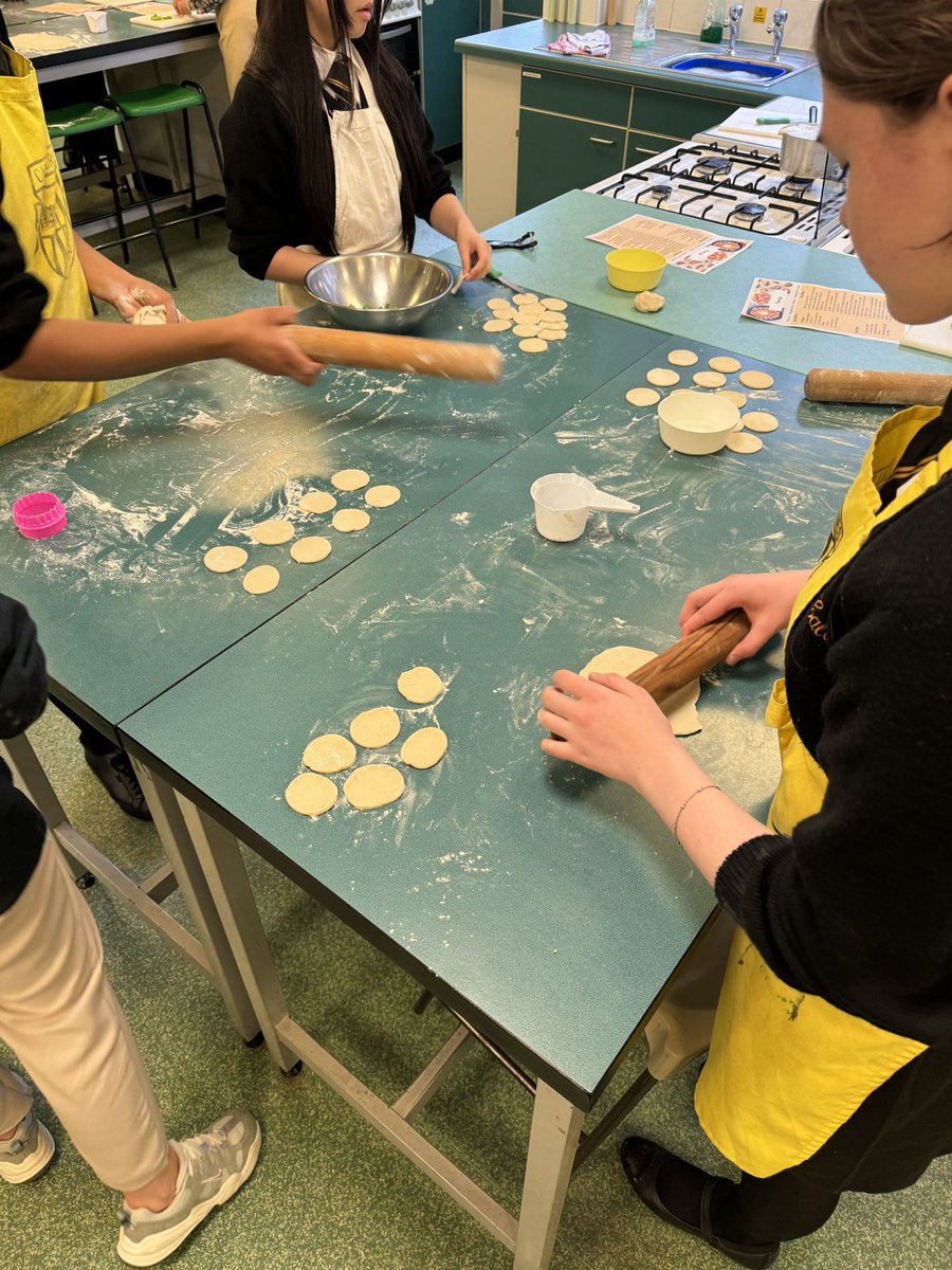 CaldiesDT's tweet photo. Pierogi pun as a caption? Nah, too cheesy! (We’re sorry). Y10’s pierogi session today @CaldiesSchool with @SI_Liverpool https://t.co/X3QfhC8QAN