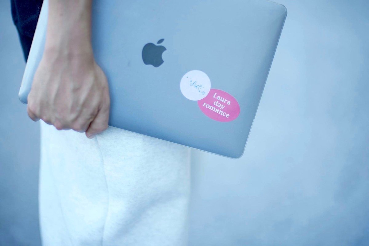 𝐆𝐎𝐎𝐃𝐒 𝐏𝐇𝐎𝐓𝐎 ✧LOGO FACE TOWEL / ¥1,800 ✧ LOGO KEY