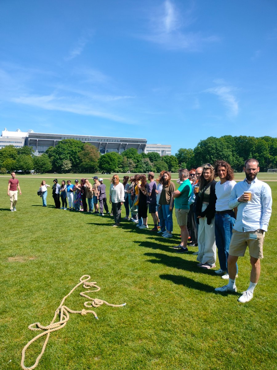 NedergaardLab's tweet image. Yesterday we celebrated the yearly #CTN day @ucph_health with stimulating scientific interaction and fun games🥎 in #Fælledparken🌳 in ☀️sunny😎 #Copenhagen. #science #neuroscience #retreat #teamwork #PhDlife #brain #glymphaticsrulez #sleep #tugofwar #labday @MaiNedergaard
