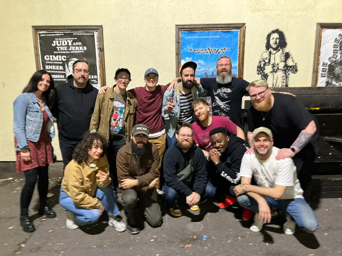 had such a beautiful time on tour with @futureteensusa, <a href="/ThisIsAaronWest/">Aaron West</a> and <a href="/dryjacketnj/">Dryjacket</a>!!!! hell yea!!!!!