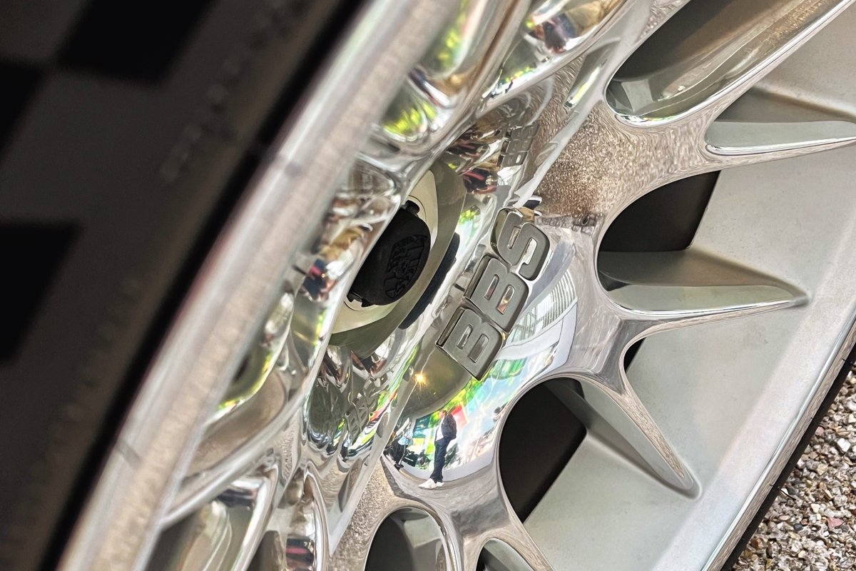 2FE4BF's tweet photo. Dynamics &amp; Lightweighting Study

#Singerreimagined https://t.co/nTGNrFULzp