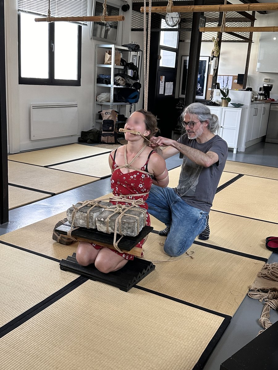 AtelierSimonet's tweet photo. From "Naka Style : Heritage 2" with @Docvale_ - Bottoms : Lenaparis, Nuances_de_cordes et Roxanne https://t.co/AXsOXiKyZT