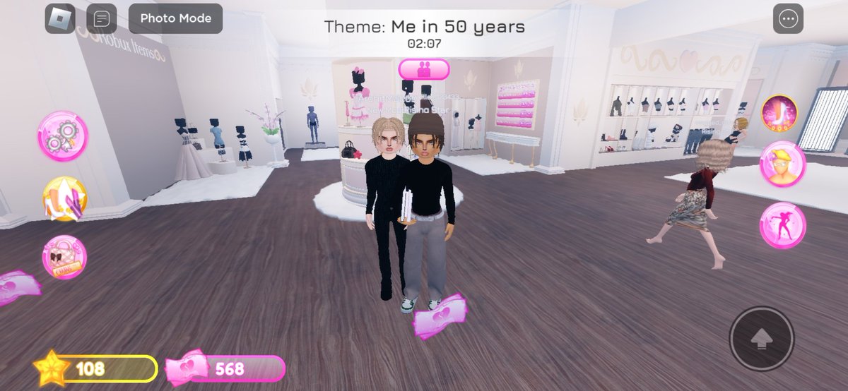 Swiftie_roblox's tweet image. Roblox (Dress To Impress) with @Archit_123456