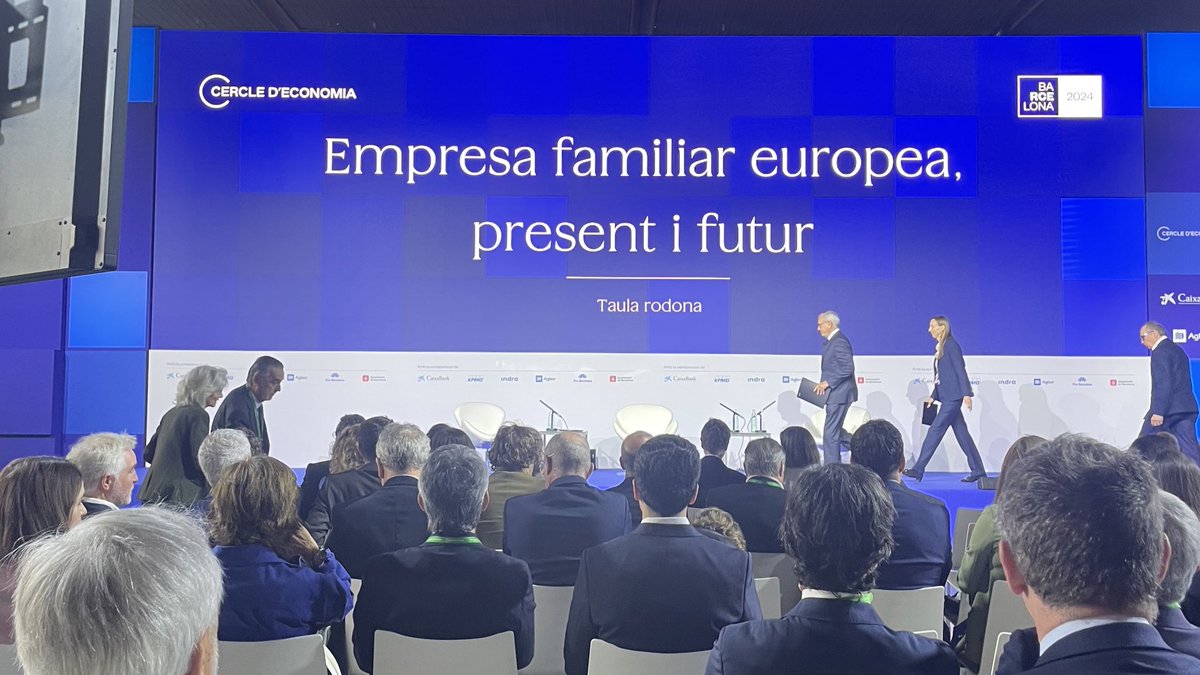 ainardz's tweet photo. Interessant sessió sobre empresa familiar a la Reunió Cercle d’Economia d’emguany. Un plaer escoltar les experiències de Puig, Henkel i Zegna, sobre sector molt diferents però amb històries d’èxit que han perpetuat moltes diverses generacions familiars 👏🏼.
#RCE2024
@CdEconomia https://t.co/6yc7LH6LEj