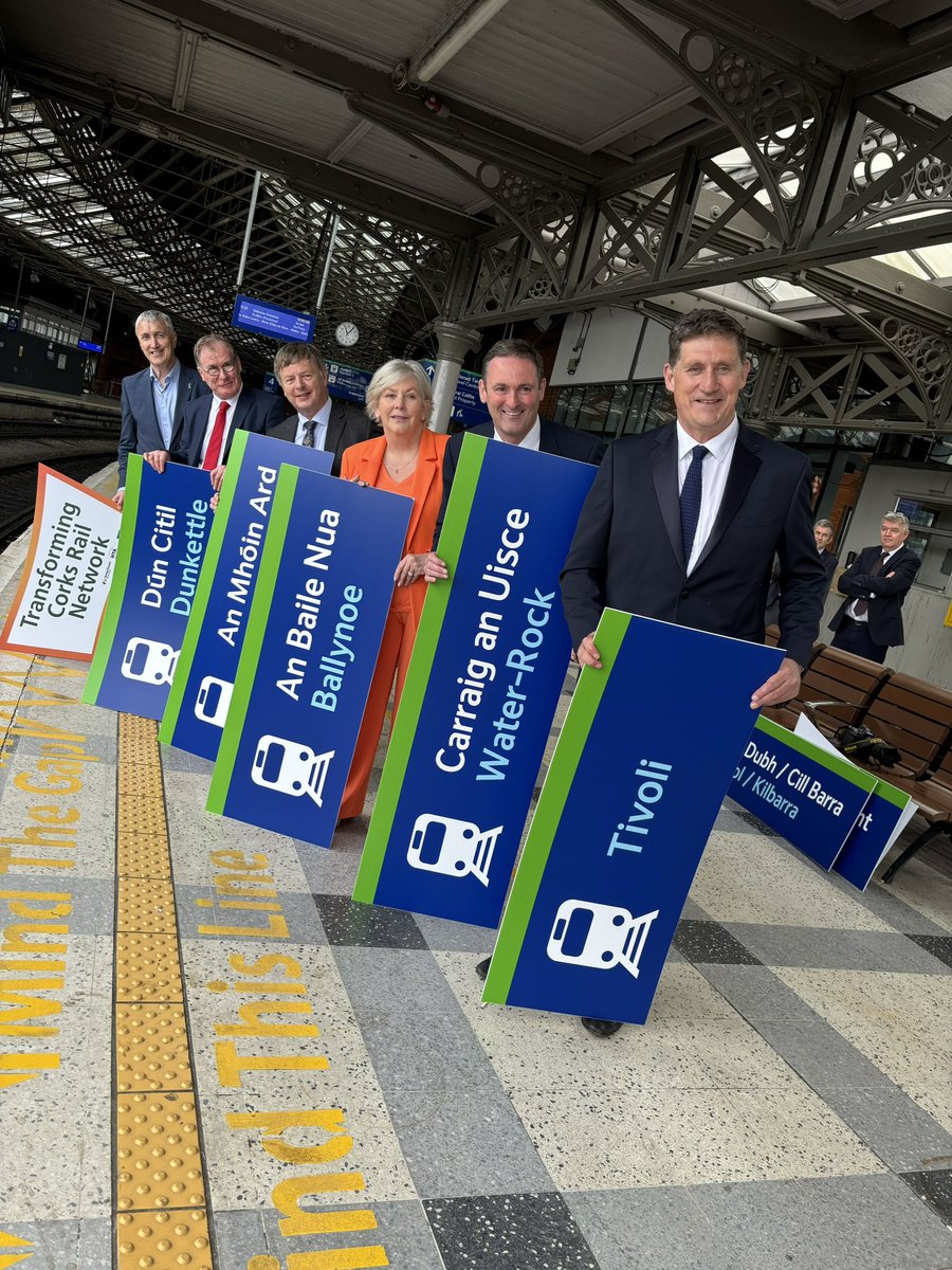 A momentous day at Kent Station to announce the next big step in the Cork Commuter Rail Programme. - 6 new stations - 2 station upgrades - Trains every 10 minutes. - Totally battery electric Cork is on the rise! @Dept_Transport @IrishRail