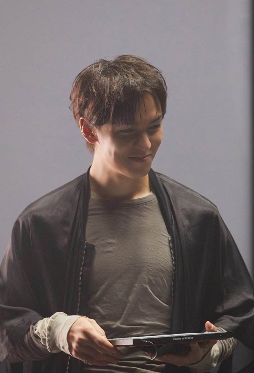 chweposts's tweet image. the smile.. 🥹