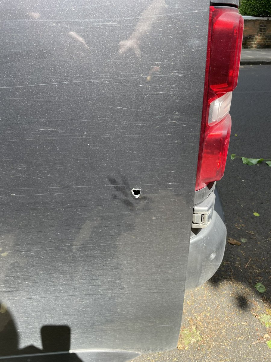 Belsize Park 12.15 lunchtime van broken into Packout boxes taken , drills, lasers, loads gone. Literally 1-2mins as we heard the alarm go off. Black car, 2 blokes baseball caps.<a href="/Stolentools_/">Stolen_tools</a>