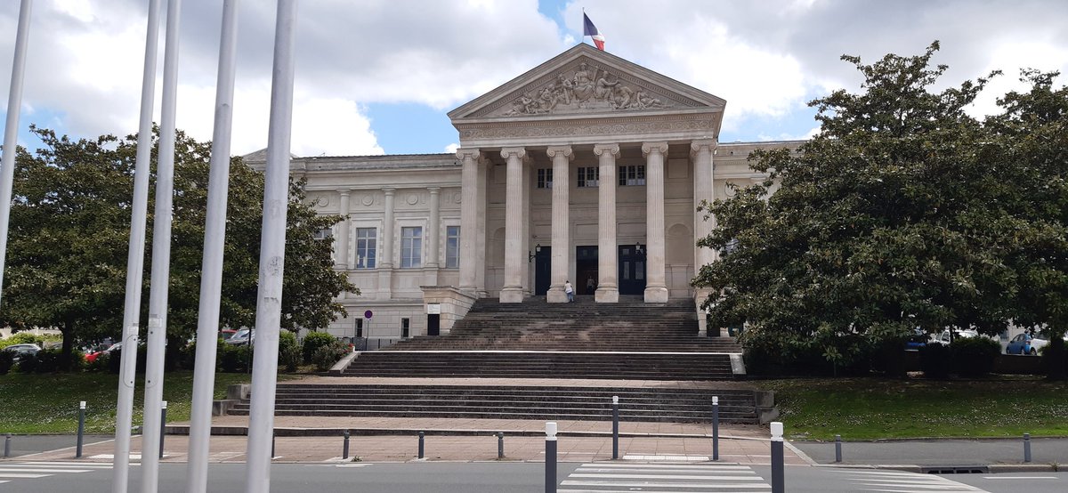 SDGFFOBRETAGNE's tweet photo. Notre delegué vous reçoit cet après-midi au TJ d'Angers pour une reunion d'information syndicale
#greffier #teamgreffiers https://t.co/Fpq6o73JYO