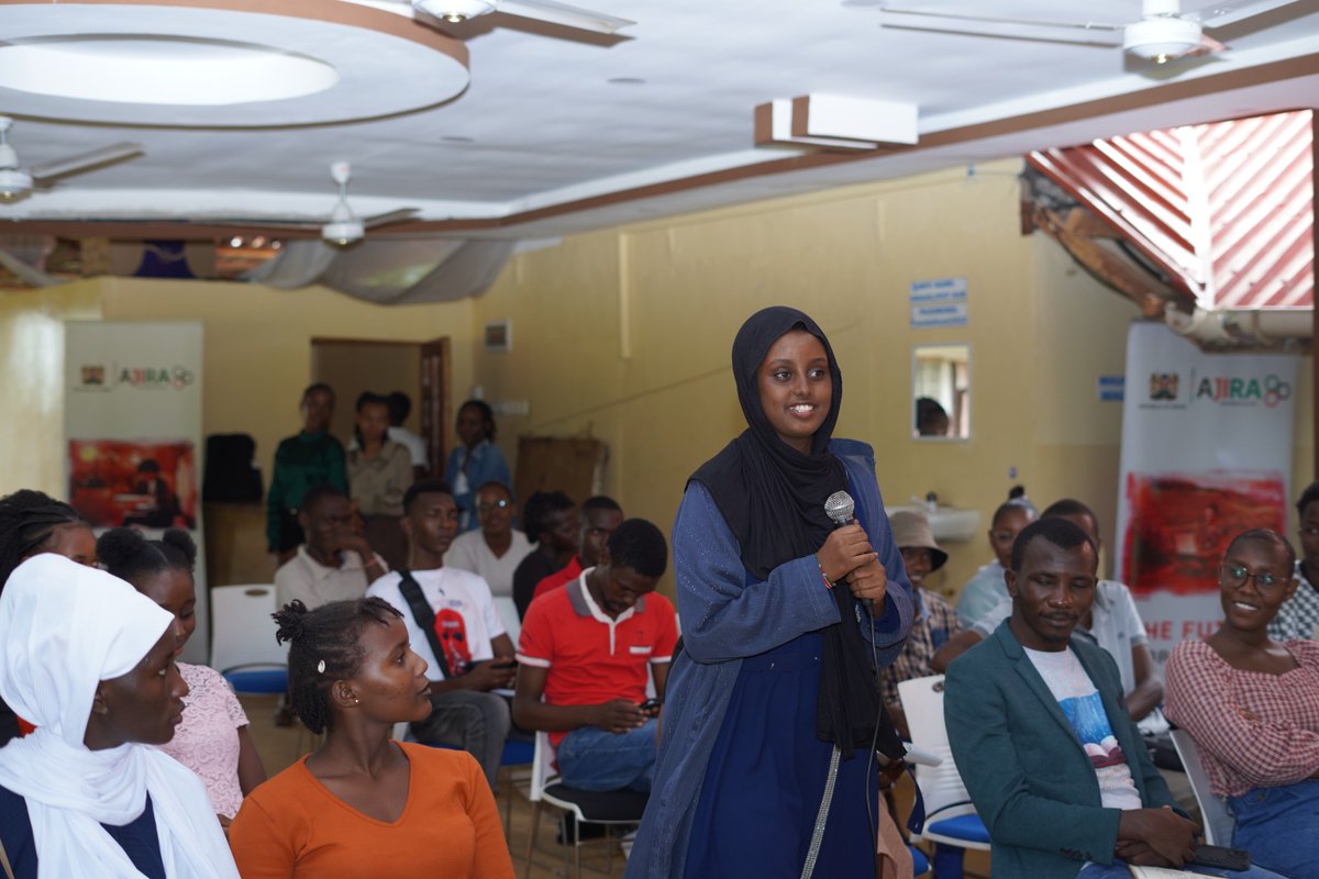 Happening now at Swahili Pot is the Coast Region Online Workers' meetup. We are here to enhance our professional network, gain insights from others' experiences, and strengthen our skills with the new information. 
#TheFutureWorksOnline #AjiraMashinani #OnlineWorkIsWork