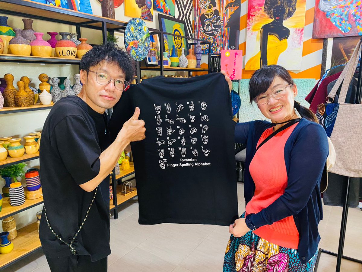 Sign Language T-Shirts Now Available!
Come and support our initiative. 

Thank you for your support!

#signlanguage #signlanguageinterpreter #signlanguageclass #deaf #deafart  #supportsmallbusiness
