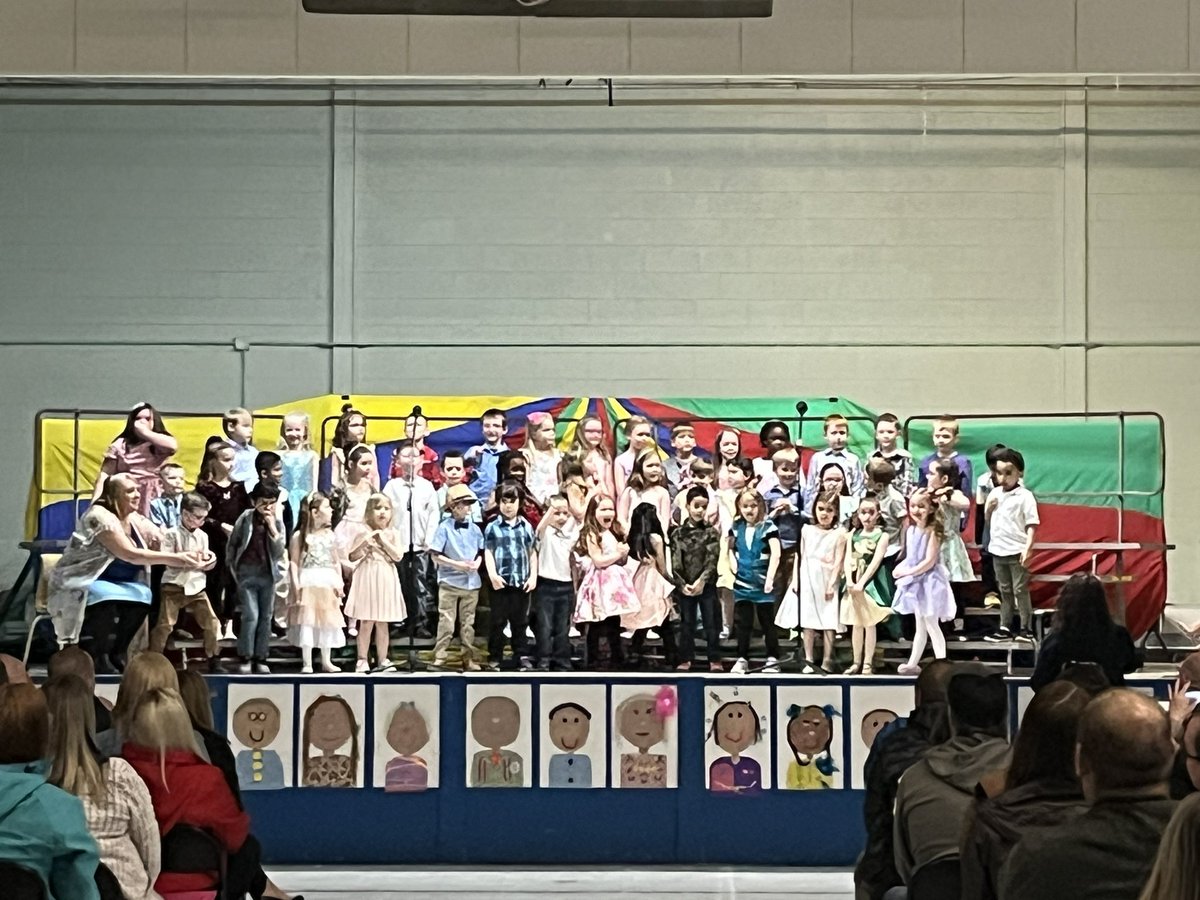 MQWSchool's tweet photo. Beautiful morning with our Kindergarten Farewell….so proud of them all…off to Grade 1 we go!! @AMcGKinder @AngelaFifield2 🎈❤️☀️🙌 https://t.co/1NRbvtrSMp