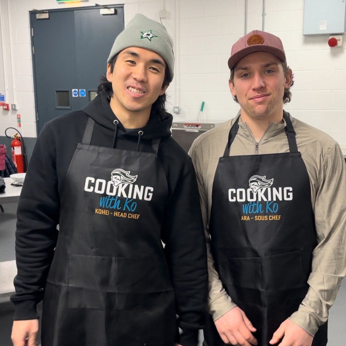 🧑‍🍳 COOKING WITH KO APRON RAFFLE! 🧑‍🍳 Iconic chef duo, Kohei Sato and Ara Nazarian's aprons are available to WIN in a GIANT raffle with all proceeds going to @AutismNIPAPA. 💙💚 🎟️ Tickets £1 each. ⏰ Enter by Monday 27 May, 8PM. 🔗 bit.ly/CookingWithKo-…