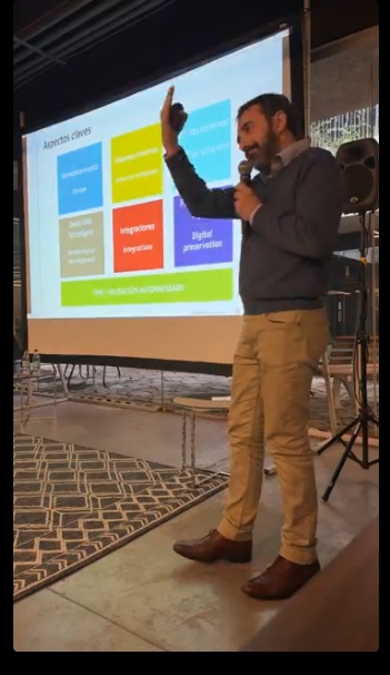 DI Utalca (@diutalca) on Twitter photo 📢Estamos en la presentación de Datos Científicos y Ciencia Abierta
Excelente jornada! @AnidInforma, <a href="/DataObsCL/">Data Observatory</a> 👏👏
🏫En representación de la <a href="/UTalca/">Universidad de Talca</a> asiste 👉🏻 👩💼Catalina García, Bibliotecóloga del proyecto InES Ciencia Abierta INCA 210022 👍
cc <a href="/ANID_Abierta/">ANID Ciencia Abierta</a> 📢Estamos en la presentación de Datos Científicos y Ciencia Abierta
Excelente jornada! @AnidInforma, <a href="/DataObsCL/">Data Observatory</a> 👏👏
🏫En representación de la <a href="/UTalca/">Universidad de Talca</a> asiste 👉🏻 👩💼Catalina García, Bibliotecóloga del proyecto InES Ciencia Abierta INCA 210022 👍
cc <a href="/ANID_Abierta/">ANID Ciencia Abierta</a>