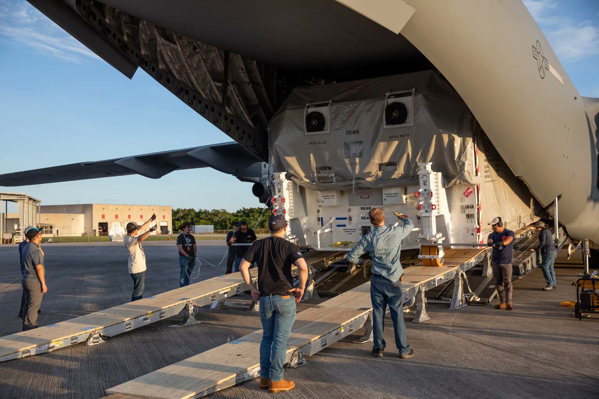 A journey of 1.6 billion miles starts with a cross-country flight. ✈️🚀 Our spacecraft has arrived @NASAKennedy ahead of the launch slated for October! Thanks for the lift, @usairforce. go.nasa.gov/3wQzpiq