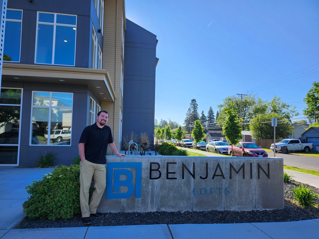 Please extend a warm welcome to our newly appointed manager, Mr. Ryan Yetter. We are excited to have Ryan on the team! #thebenjamin #showmethebenjamin