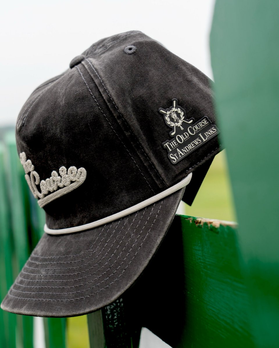 Whether you're getting ready pre-round or heading out post-round, you can look the part. Explore our collection of St Andrews Links caps & tees online. Mix and match your favourites at the link below⬇️ shop.standrews.com/catalog/catego… #StAndrews #TheHomeofGolf