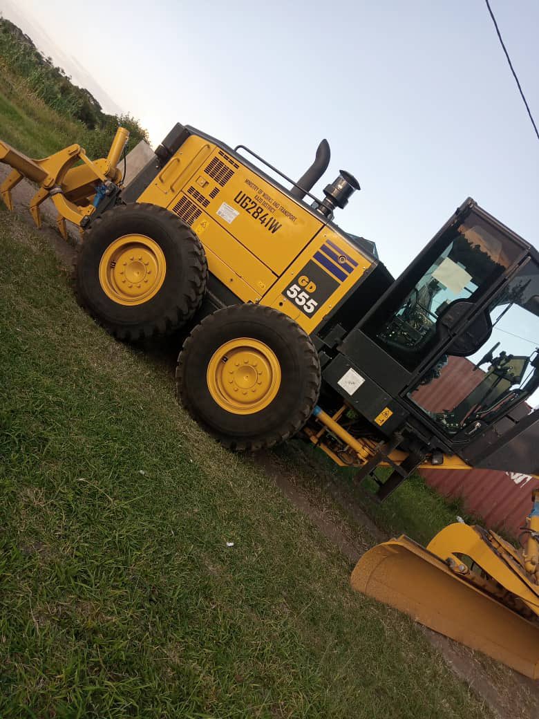 Joy as Kazo district receives new motor grader & wheel loader. The machines which were procured by @GovUganda through @MoWT_Uganda and received by leaders on DEC, district Speaker & technical team led by CAO. They will help with maintenance of district; urban & sub-county roads