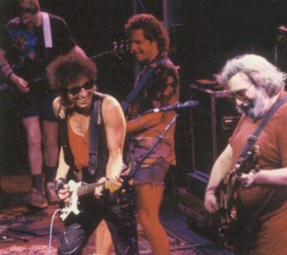 Bob Dylan and The Grateful Dead Side note, nice shorts Phil #DeadHeadLife #HappyBirthdayBobDylan