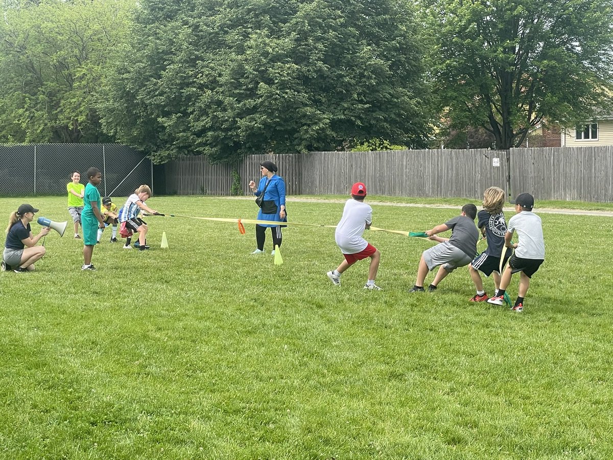 Liberty_D135's tweet photo. What a blast at our field day today! Thanks to Mrs. Hayes &amp; our parent volunteers for making this happen! ❤️💙❤️ #osd135 #Libpride https://t.co/N7rhUb9LdP