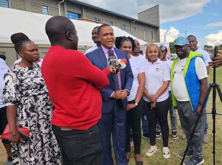 Foundation95548's tweet photo. The CEO, Chairperson of Better You Foundation and the stakeholders addressing the media on matters affecting people living with disability.
@Misereor @FordFoundation @MOH_Kenya @BROT_furdiewelt @PhilanthropyCDA @cbm https://t.co/znWio5xZ9N