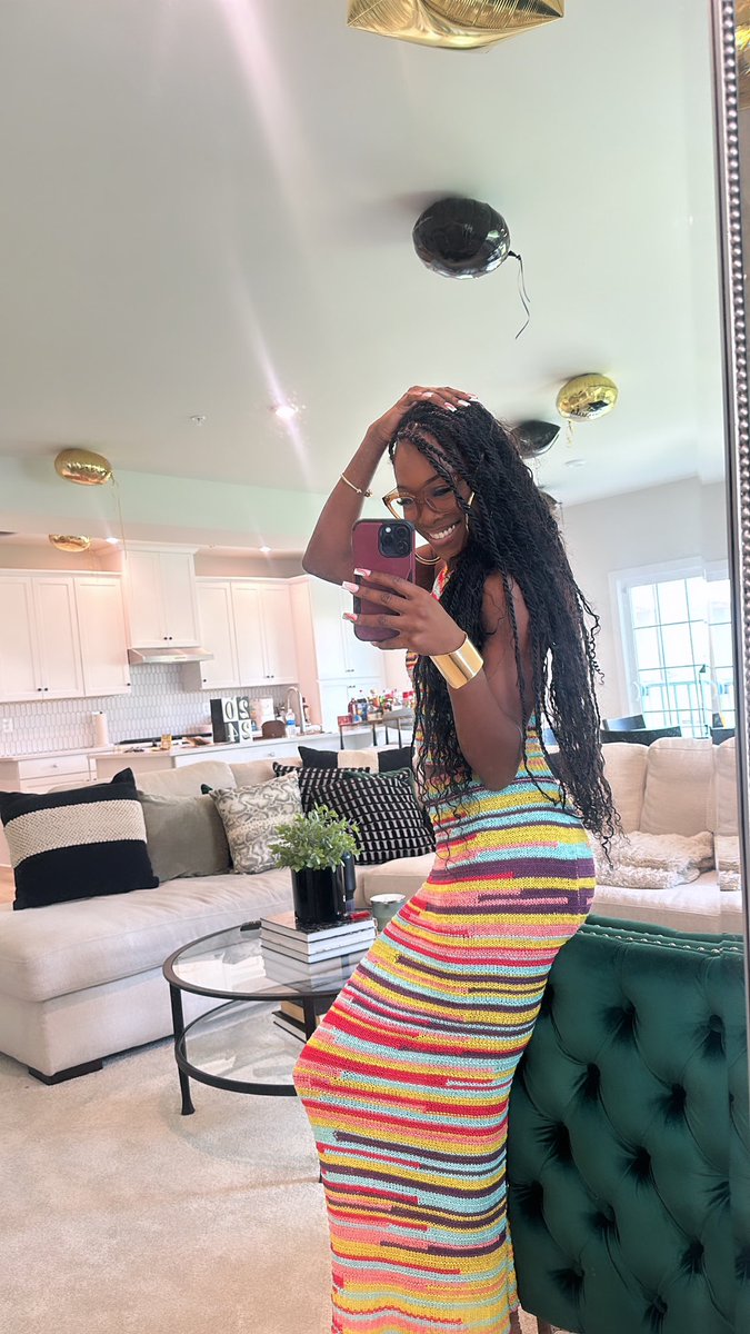 miaaliya_'s tweet photo. ๐จ Bringing you colors ! #DCPRIDEWEEKEND https://t.co/7MipfgzstB