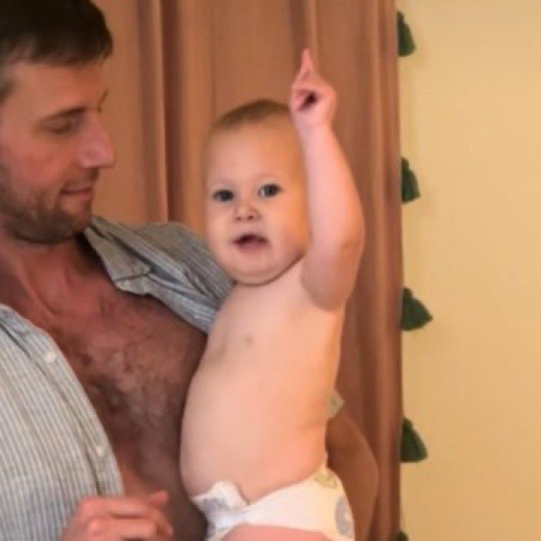 The Newsette tweet media