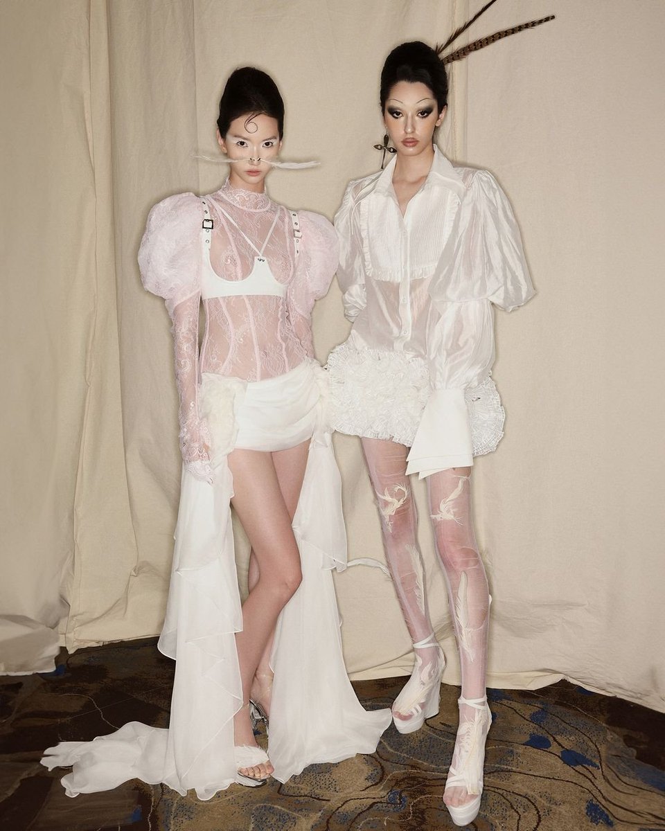 cafewindows's tweet photo. L SEOUL "incomparable" fashion show 2024 https://t.co/jC0LN3FmgR
