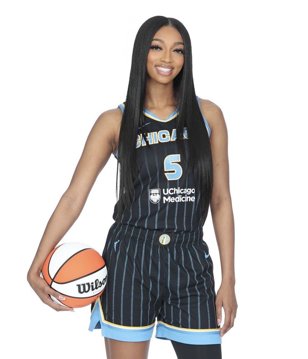 trendyhoopstars's tweet photo. Angel Reese becomes the thirteenth WNBA rookie to accumulate 35+ points and 25+ rebounds in their first three games.

She joins an elite group that includes A’ja Wilson, Breanna Stewart, Candace Parker, Chamique Holdsclaw, Cheryl Ford, Elizabeth Cambage, Lisa Leslie, NaLyssa Smith, Natalie Williams, Rebekkah Brunson, Tina Charles and Yolanda Griffith. 🌟