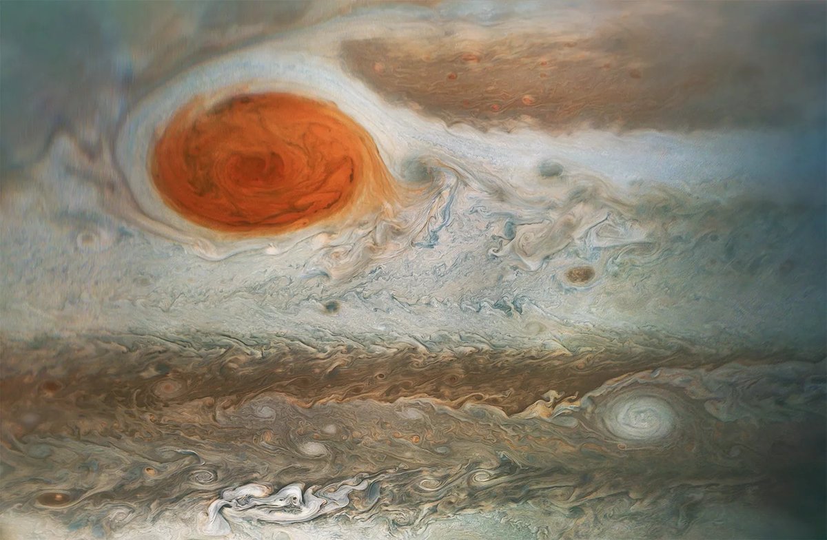 Jupiter’s Great Red Spot
Captured by NASA's Juno spacecraft, this color-enhanced image of Jupiter’s Great Red Spot and turbulent zones combines three images from Juno's 12th flyby on April 1, 2018. 🌌🪐 #JunoMission #Jupiter #SpaceExploration