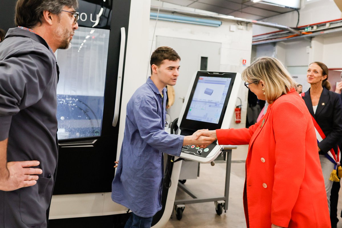 Sylvie Retailleau tweet media