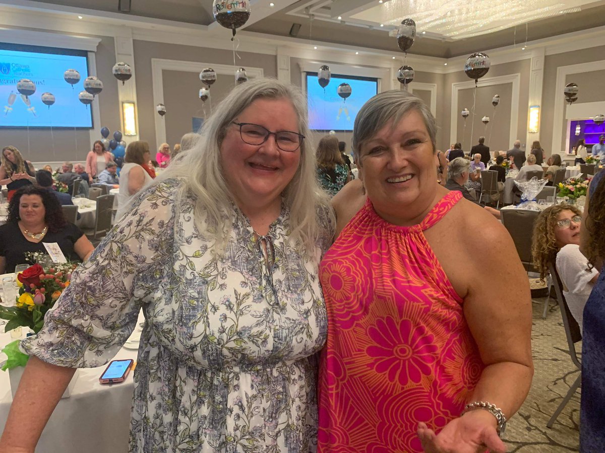 Had a great time at the Oecta retirement dinner last night. Connected with a retired friend Rhonda. The gift of the MacAusland Blanket is spectacular! Thanks so much for the wonderful evening @oectaottawa
