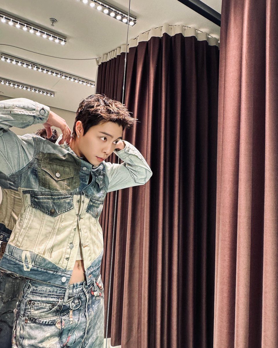 runphall's tweet image. 