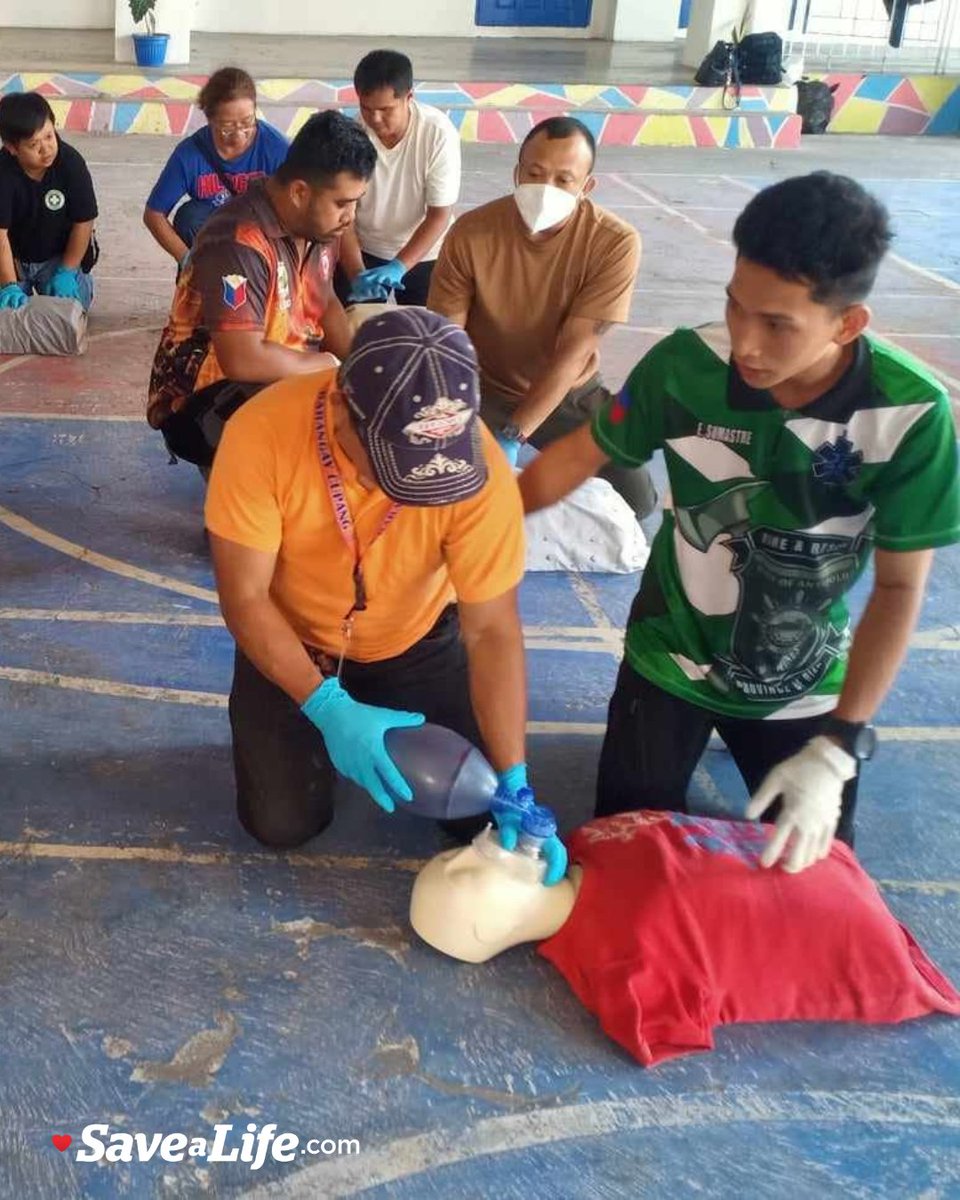Time to recognize our SALI Trainers! 
Training with the Rizal Rescue Team Incorporated! 30 individuals are better prepared to respond to emergencies. You can also learn how to save a life; DM us or visit savealife.com   
#RizalTeam #BLS #CommunityService #LifeSavers
