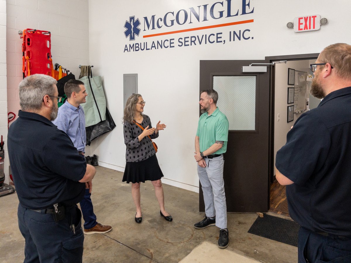 Happy #EMSWeek!🚑 EMS professionals put their lives on the line daily to help PA'ians in crisis. To celebrate EMS Week, Acting Secretary Dr. Debra Bogen visited EMS professionals at McGonigle Ambulance Service in New Castle to thank their staff for the great work they do.
