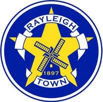 #SaturdayPremierCup Final (@RayleighTownFC1): “I felt that we got the ball down a lot more, we moved the ball a lot better. They were tiring, space was opening up, gaps were opening up and we were looking to punish a little bit more.” bit.ly/ESPC24 @BBCEssexSport