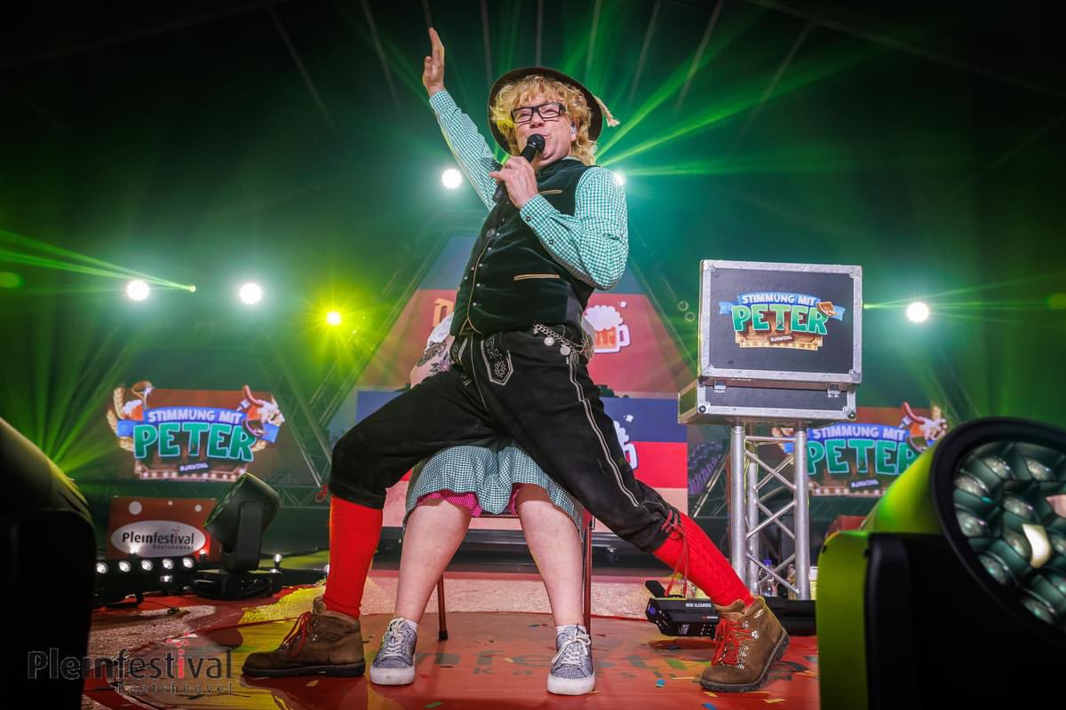 Gesternabend suppa tolle stimmung in #kaatsheuvel <a href="/Pleinfestival/">Pleinfestival</a> #prosit #warmbad #memories