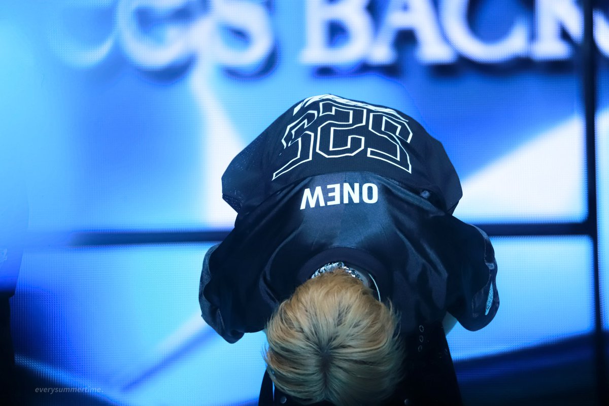 everysummer1214's tweet photo. SHINee WORLD Ⅵ [PERFECT ILLUMINATION : 
SHINee'S BACK] 

DAY 1 

[HQ]✨ Welcome back 🧡

#ONEW #온유  #オンユ #オニュ@SHINee 
#SHINeeWORLD_VI
#PERFECT_ILLUMINATION_SHINeeS_BACK
#퍼펙트_일루미네이션 https://t.co/9pkfDEIs3S