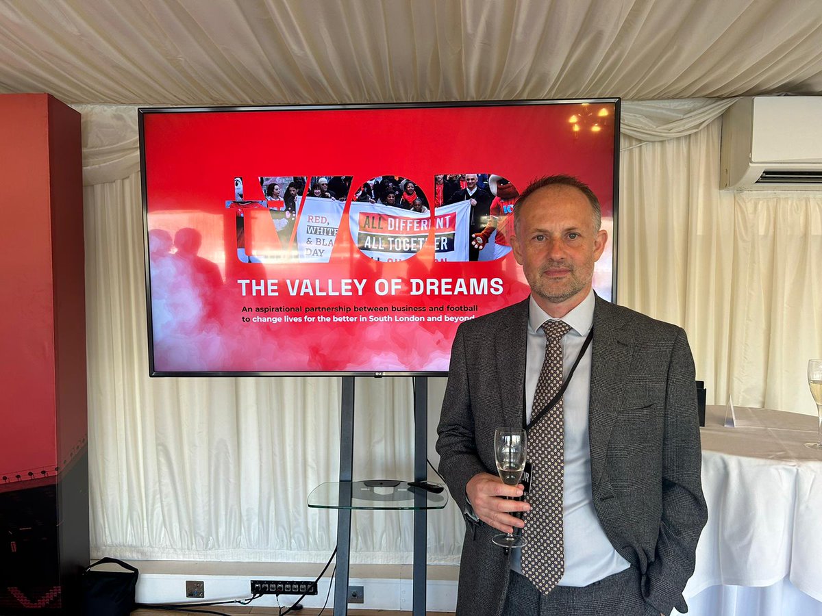 gb_education's tweet photo. We had a great evening at the at the House of Commons attending the launch of The Valley of Dreams, a really exciting project, which targets communities in South London and Kent. Looking forward to getting started and helping as many children as we can. #cafc #tutoring https://t.co/mCP7ogExVT