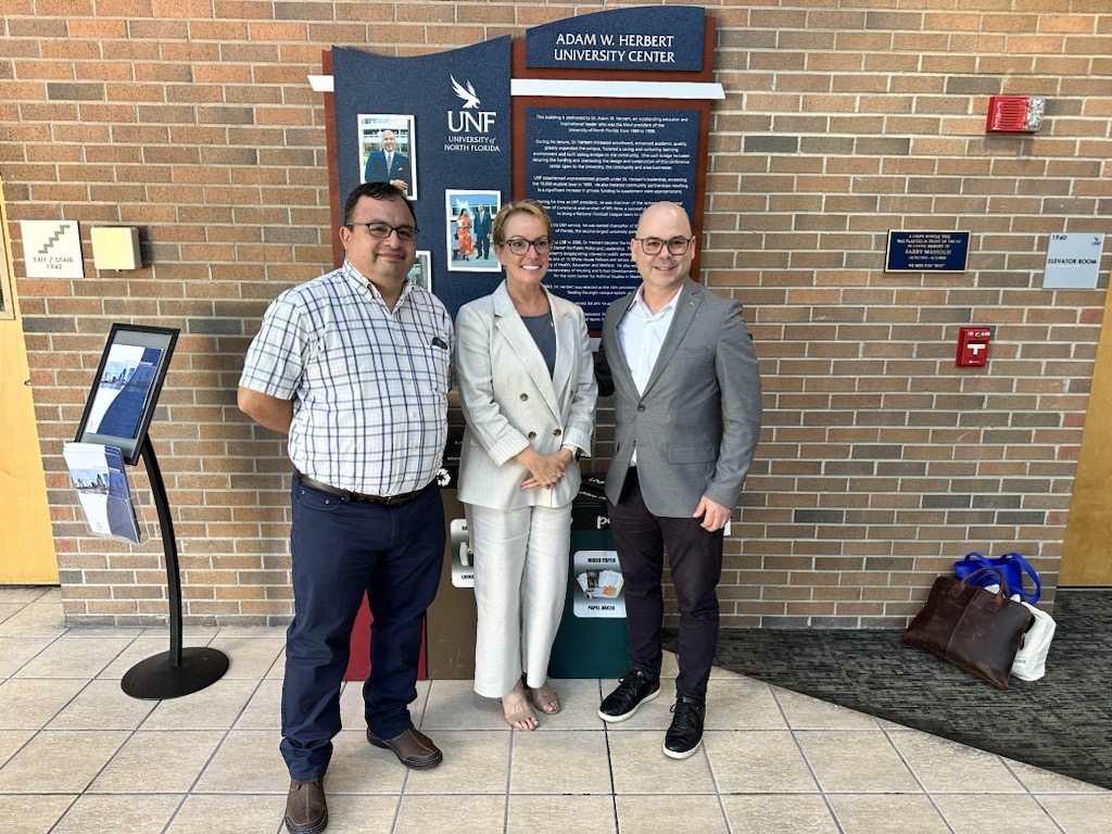 GordonInstitute's tweet photo. Our CLS Team has been all around #Florida training public sector executives! Including our first stop at @UofNorthFlorida!
We have upcoming sessions for eligible public sector executives! Register at https://t.co/egYirXoeaE!
@CyberSecurityFL @FIU_Forensics #CyberSecureFlorida https://t.co/iZlIgADY1I