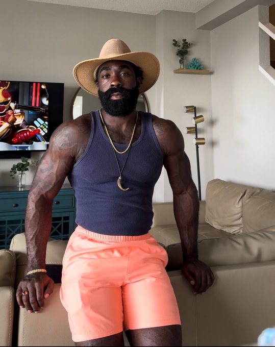 Beach Vibes🏖️ https://t.co/aO4vYUdbDY