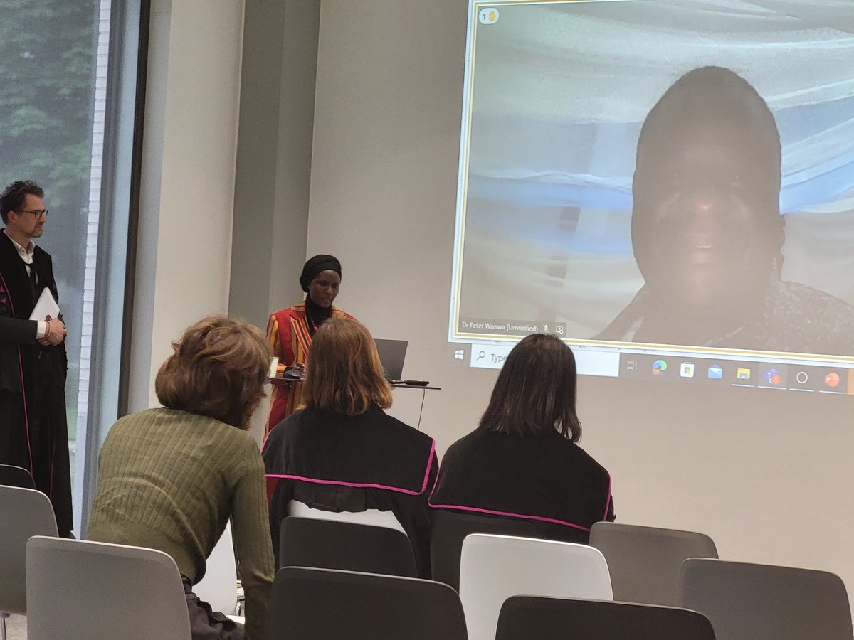 👏👏Today Dr. Susan Babirye successfully defended her PhD <a href="/ugent_fge/">UGent Geneeskunde & Gezondheidswetenschappen</a>  "Formal and informal institutions and their role in shaping vulnerability to HIV for young people (15-24 years) working in social venues in Uganda: - a sequential multi-methods study".
Congratulations Susan!