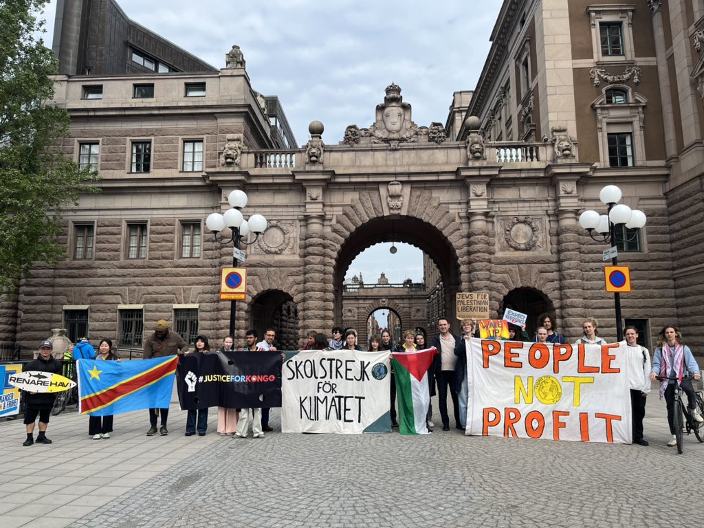 Week 301. #ClimateStrike #FridaysForFuture #PeopleNotProfit #ClimateJusticeNow @FFF_Stockholm