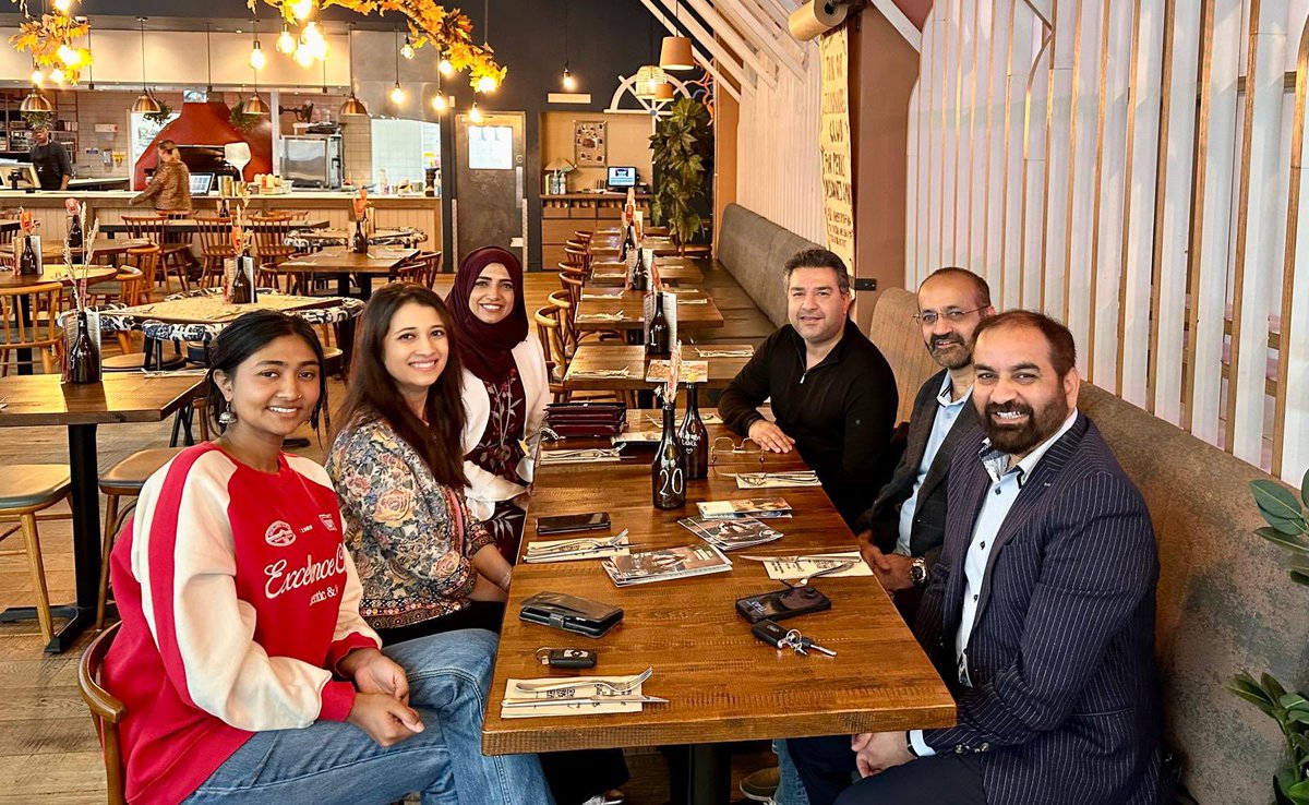 BPPA_Official's tweet photo. BPPA ROADSHOW LEEDS NETWORKING
@DrShahidLatif @drraisirfan @DrMahiraSyed #BPPAROADSHOW https://t.co/jkRStwKR4B