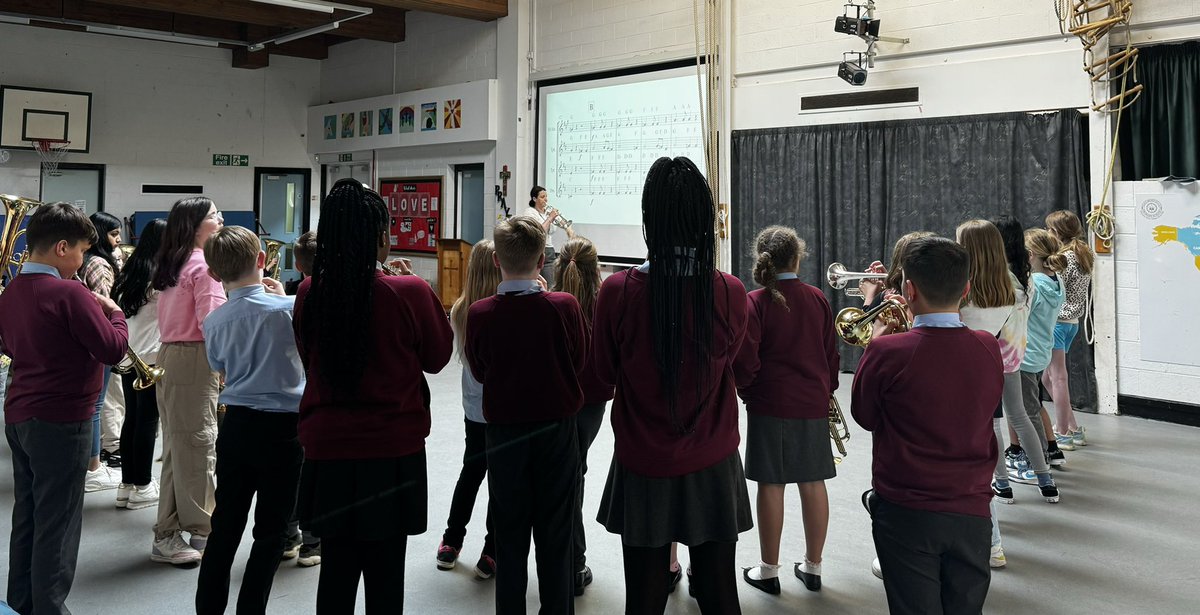 Lovely to welcome children from our sister @WeAreBDAT schools for the musical sensation that is BDAT Brass Band! 🎶 🎺@BaildonCE @CullingworthVPS @church_prim @BradfordMusic1