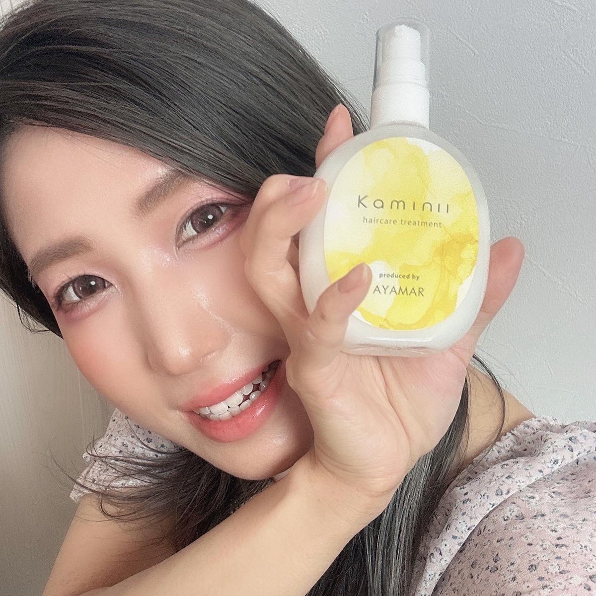 halunaglip's tweet photo. @KaminiiOfficial  様の #ご提供 で
#Kaminii #ヘアミルク をお試し💛

▷ドライヤーの熱でケアするへミルク💛
▷ツヤ成分に保湿成分もりもり✨
▷カリスマ美容師 #AYAMARU さん監修💛
#PR #kaminii #ヘアミルク

ブリーチ５回×ロングの私はヘアミルクとヘアオイルはダブル使い必須🥺✨
→ https://t.co/MsYNRpYkIv